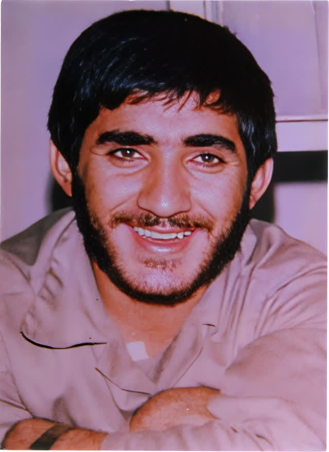 فرشاد(هاشم) اعتمادی