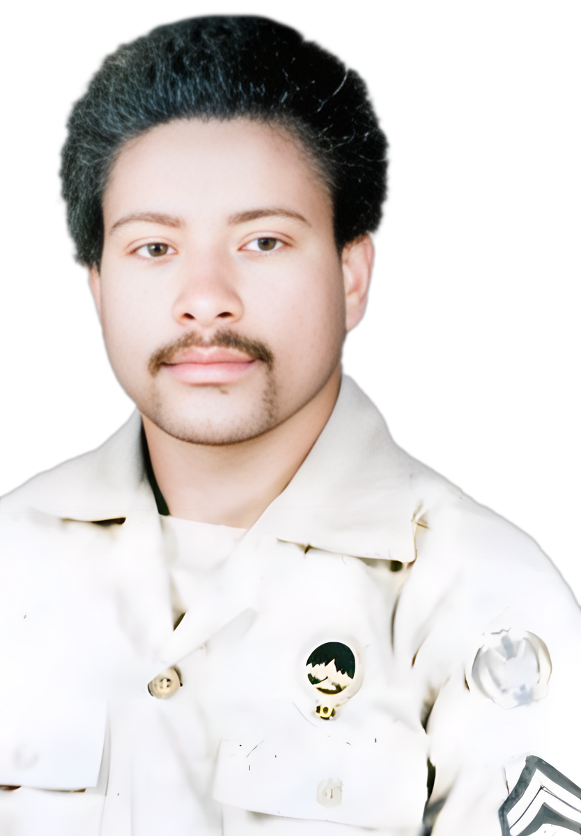 اسفندیار رهبر رهبر دولت ابادی)