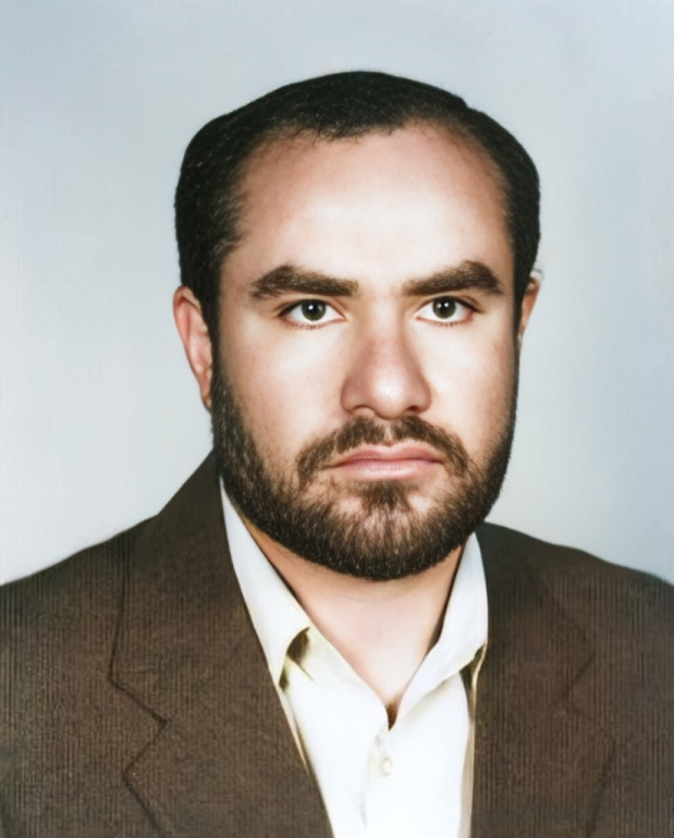 قادر کمالی اردکانی