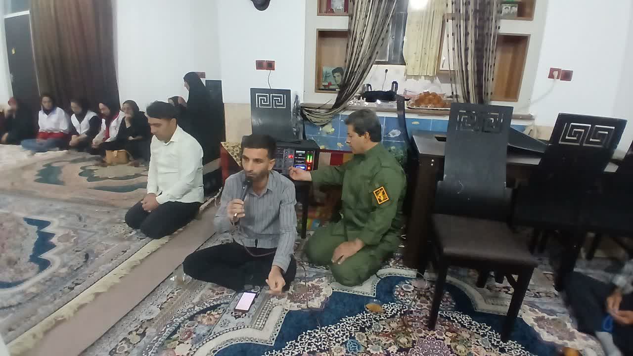 یادواره خانگی شهدا در منزل شهید فرج اله پارسایی