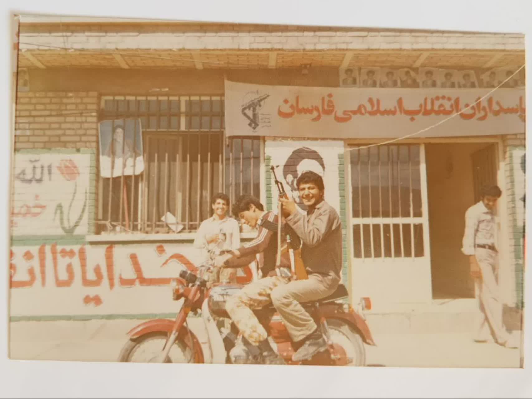 سردار سرلشکر پاسدار حاج غلامرضا سلیمانی 