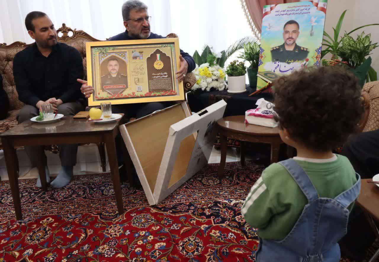 دیدار با خانواده شهید رضا فتحی 