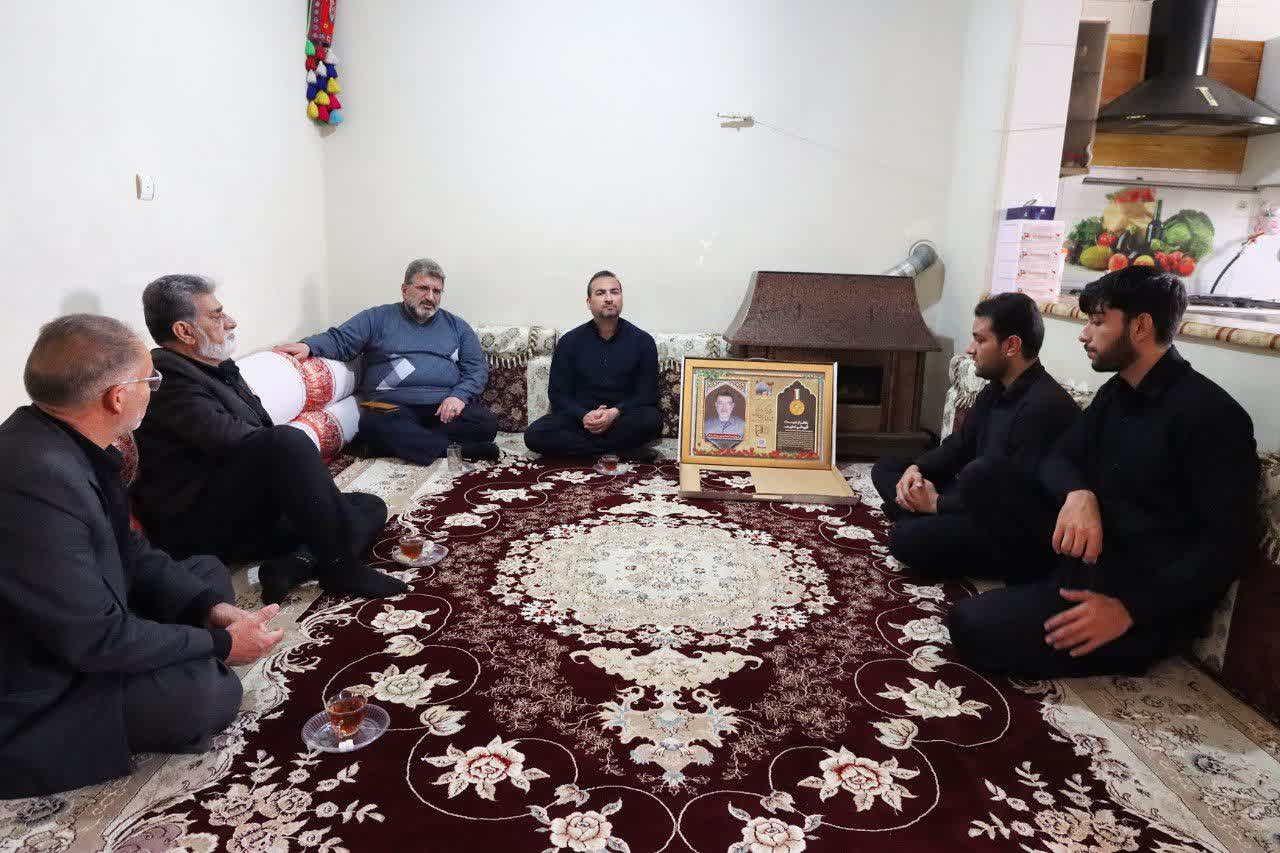 دیدار با خانواده شهید اسماعیل یزدان پناه 