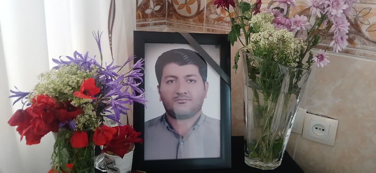 دیدار خادمین شهداءبا خانواده  پاسدار شهید والامقام علی احمدی